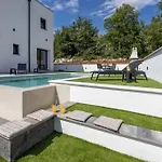 Villa Dijana Privat Infinity Pool-jacuzzi-sea View Kostrena