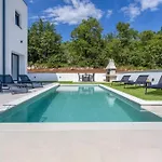 Villa Dijana Privat Infinity Pool-jacuzzi-sea View Kostrena