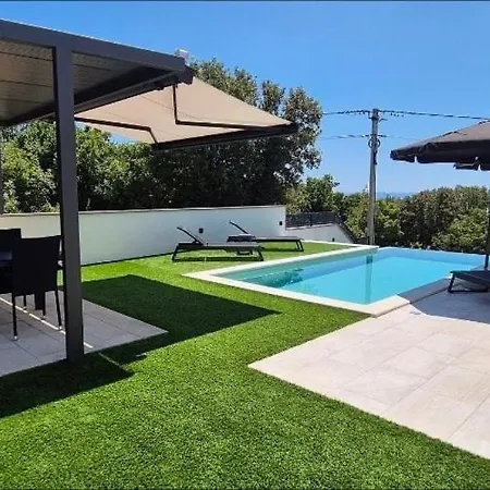 Βίλα Lux Dijana - Privat Infinity Pool-jacuzzi-sea View Kostrena