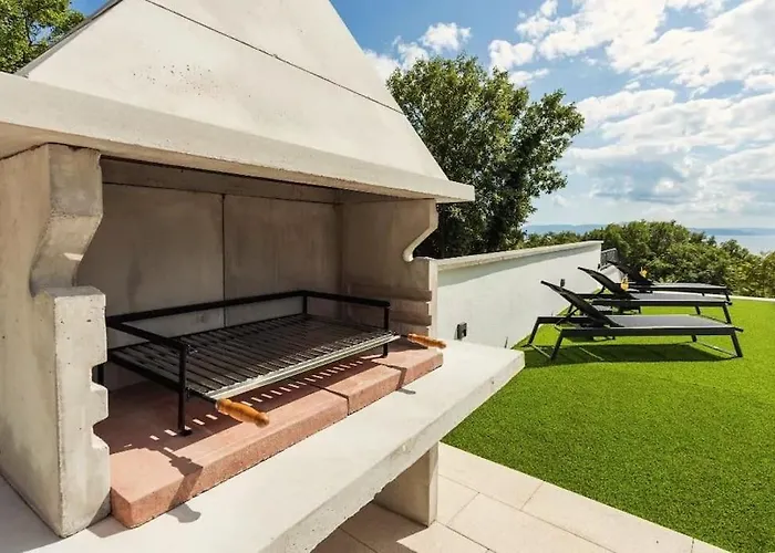Luxury Sea View Dijana With Infinity Pool & Jacuzzi Near Rijeka * Kostrena