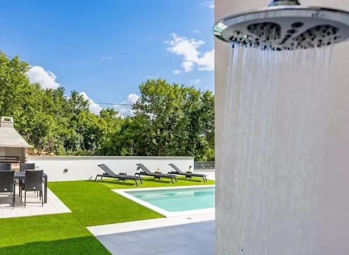 Luxury Sea View Dijana With Infinity Pool & Jacuzzi Near Rijeka