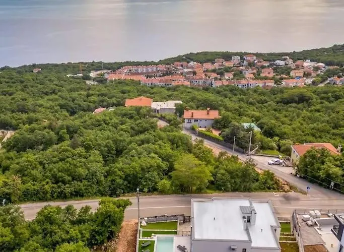 Luxury Sea View Dijana With Infinity Pool & Jacuzzi Near Rijeka