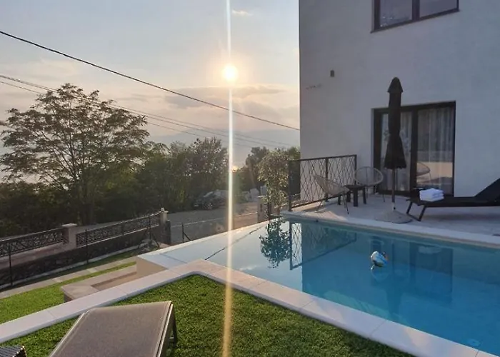Luxury Sea View Dijana With Infinity Pool & Jacuzzi Near Rijeka Villa Kostrena