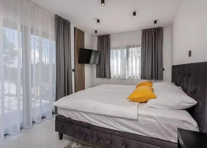 Villa Luxury Sea View Dijana With Infinity Pool & Jacuzzi Near Rijeka Kostrena