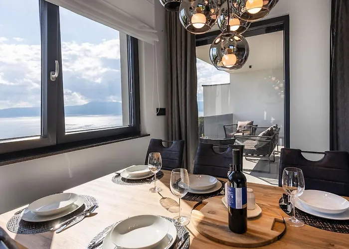 Luxury Sea View Dijana With Infinity Pool & Jacuzzi Near Rijeka