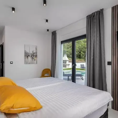 Villa Luxury Sea View Dijana With Infinity Pool & Jacuzzi Near Rijeka