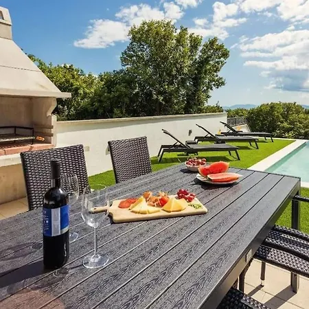 Luxury Sea View Dijana With Infinity Pool & Jacuzzi Near Rijeka * Kostrena