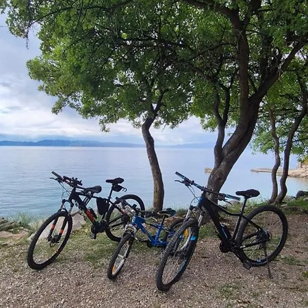 Luxury Sea View Dijana With Infinity Pool & Jacuzzi Near Rijeka