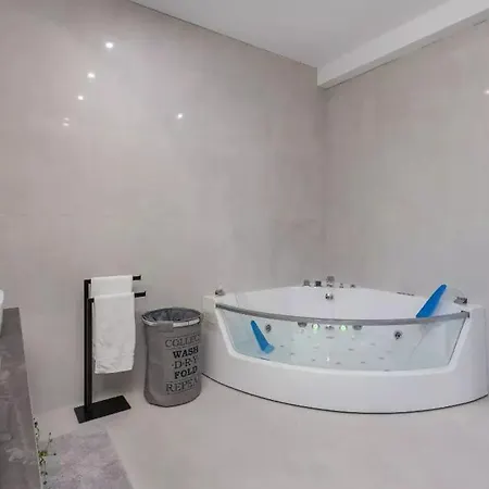 Luxury Sea View Dijana With Infinity Pool & Jacuzzi Near Rijeka *