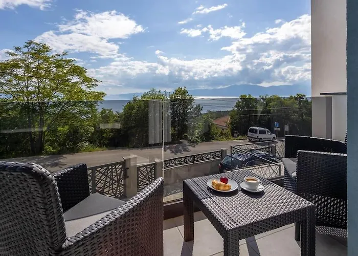 빌라 Luxury Sea View Dijana With Infinity Pool & Jacuzzi Near Rijeka 코스트레나