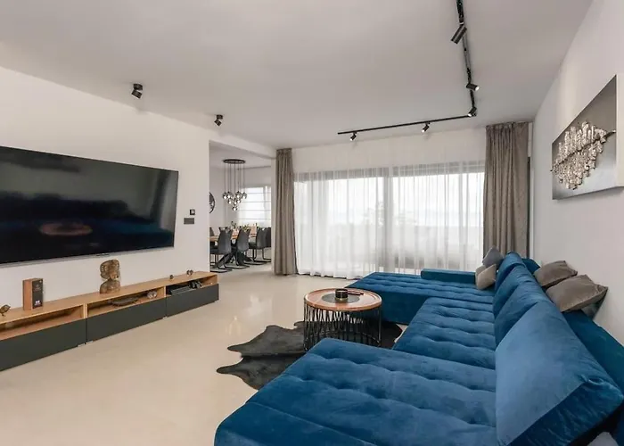 Luxury Sea View Dijana With Infinity Pool & Jacuzzi Near Rijeka Kostrena